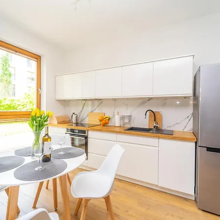 Apartman Nadmorski Dwor Shaka